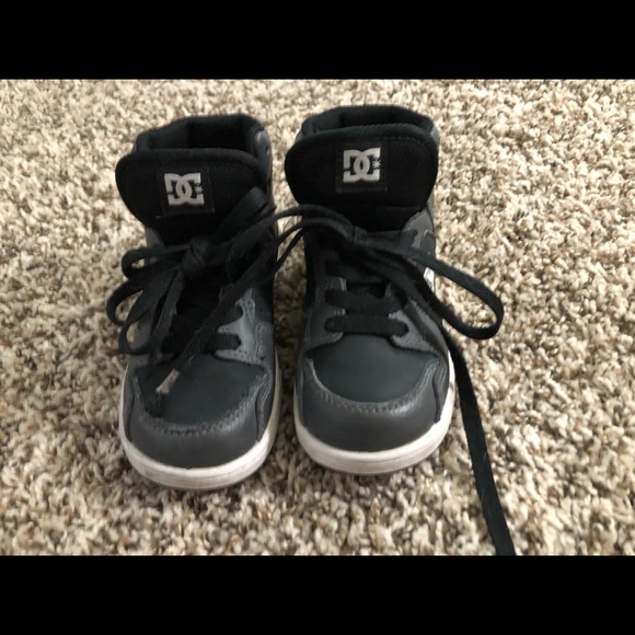 High top toddler DC - Picture 2 of 4